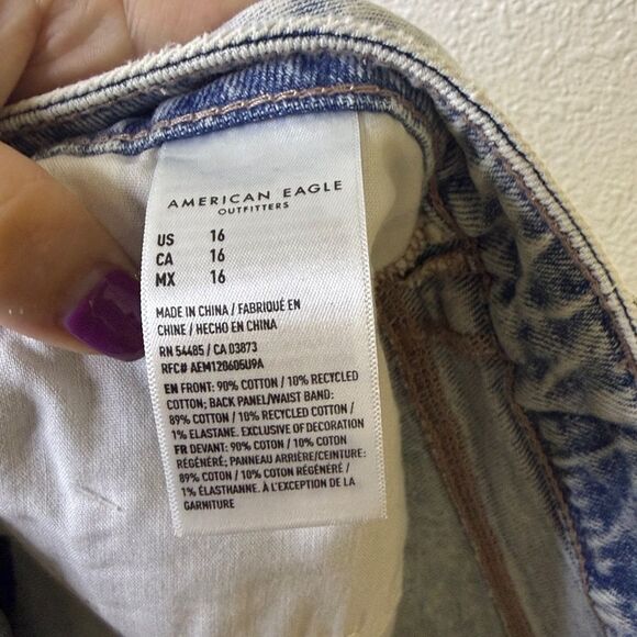 American Eagle Outfitters- Mom short- Strigid Light Blue Jeans-16 - Picture 9 of 9